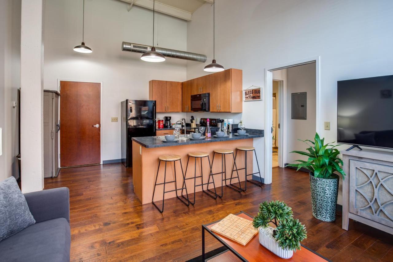 Ny Style Centric Loft With King Bed By Park Ave Apartment Rochester Luaran gambar